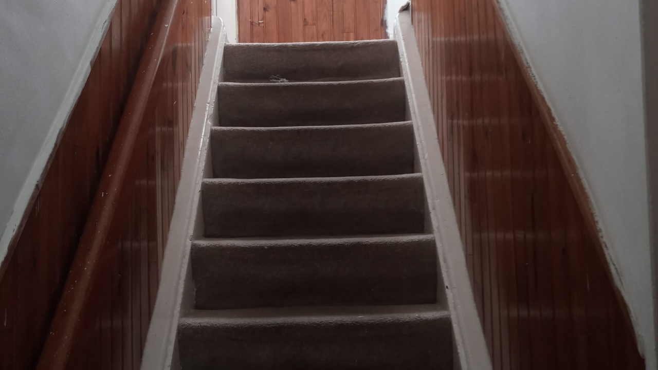 家の中の階段